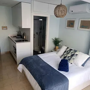 exclusive-beach-studio-playa-malagueta.es-andalucia.com/